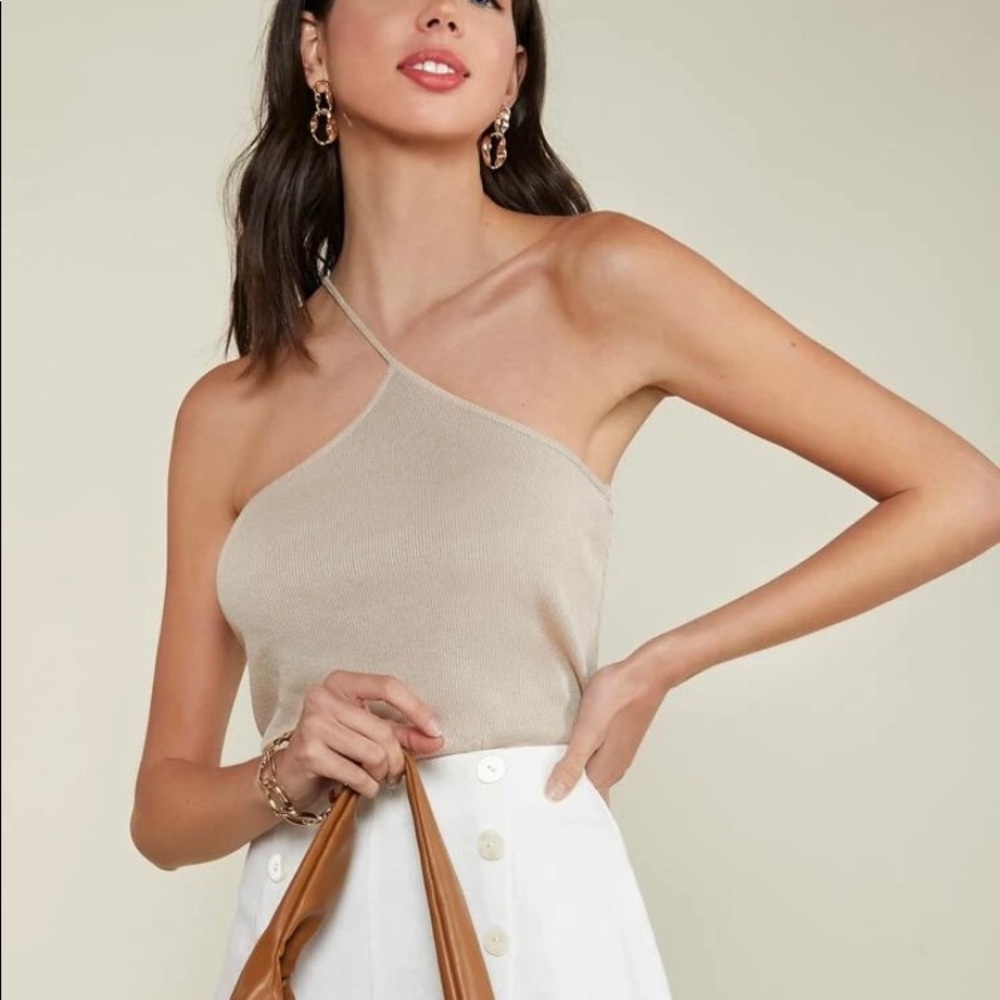 Solid asymmetrical neck top